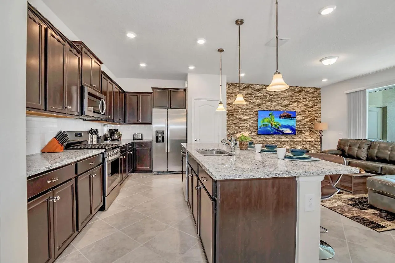 7439 Oakmoss Loop Villa Davenport 0*,  United States